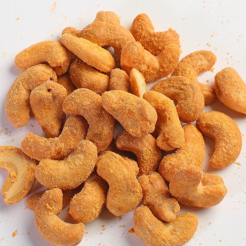 Healthy Toasted BBQ Flavor Coated Roasted Cashew Nuts Snack Foods with