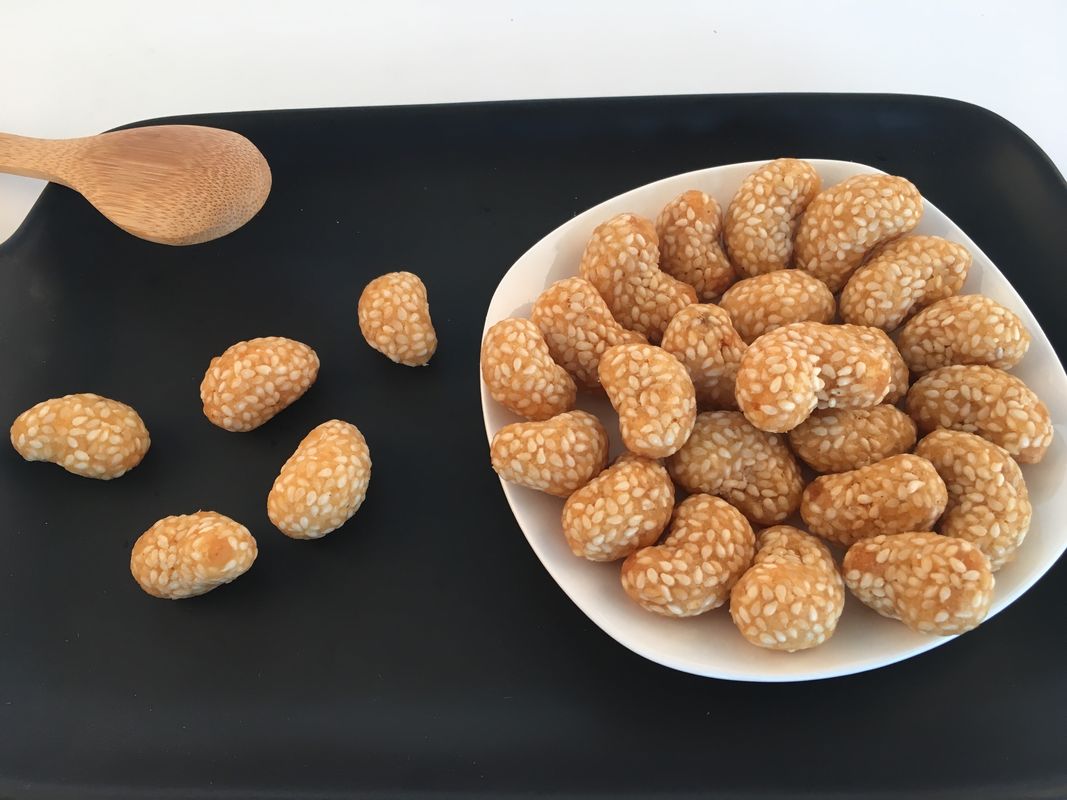 Custom Coated Cashew Nut Snacks With Sesame Bulk Provide Packing