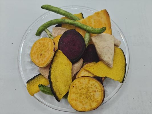Fruit and Vegetable Chips with Fruit and Vegetable Chips