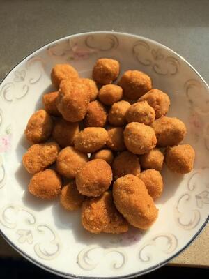 Delicious Coated Peanut Snack with Salted Egg Yolk and Spicy Flavor for Large Scale Supply