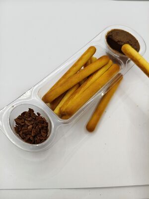 Strawberry Dip Crisps with Real Strawberry Puree and Calcium Enriched Non-GMO Kids Lunch Box Treats