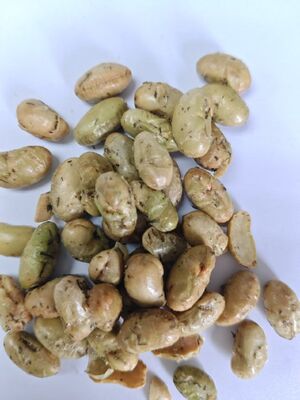 Private Label Acceptable Soya Bean Snacks Baking Style Delicious Snack Choices for Retailers and Food Service Companies