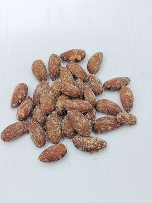 Roasted Peeled Almonds Crispy Blanched Nut Snack For Office Break Binge Watching Bakery Confectionery Food Wholesale Distributors
