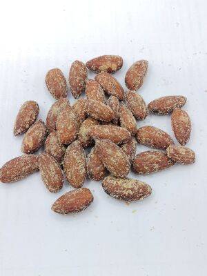 Roasted Peeled Almonds Crispy Blanched Nut Snack For Office Break Binge Watching Bakery Confectionery Food Wholesale Distributors
