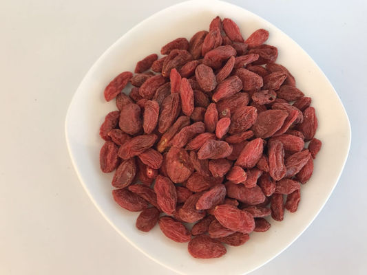 Nutritious Healthiest Dried Fruit Goji Berry Bright Color Safe Raw Ingredient