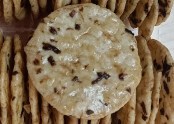 OEM Delicious Seaweed Flavor Round Rice Crackers Savory round snacks different flavors